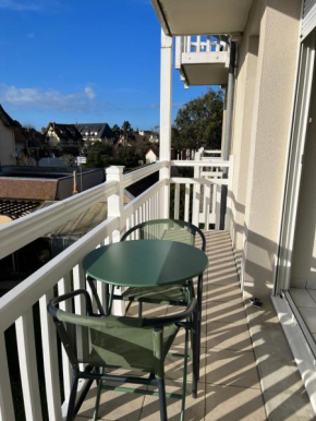 CABOURG - 2 PIÈCES avec Balcon et parking- Hyper Centre et Plage